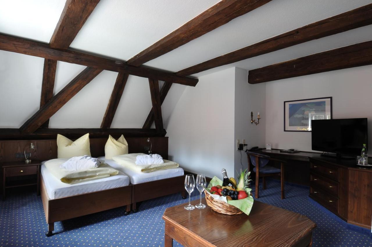 Hotel Goldener Hirsch Kaufbeuren Dış mekan fotoğraf