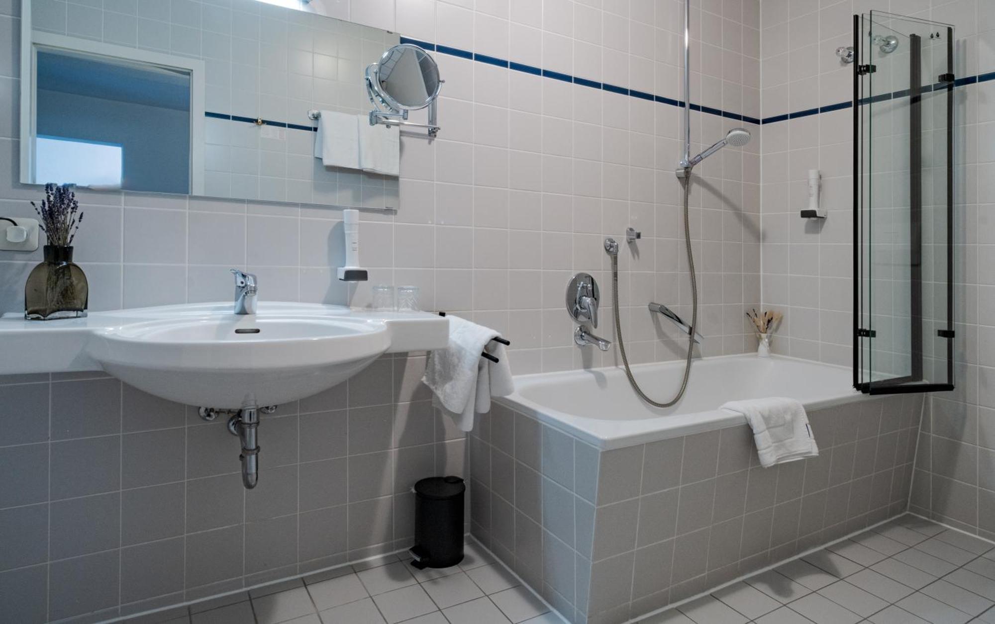 Hotel Goldener Hirsch Kaufbeuren Dış mekan fotoğraf
