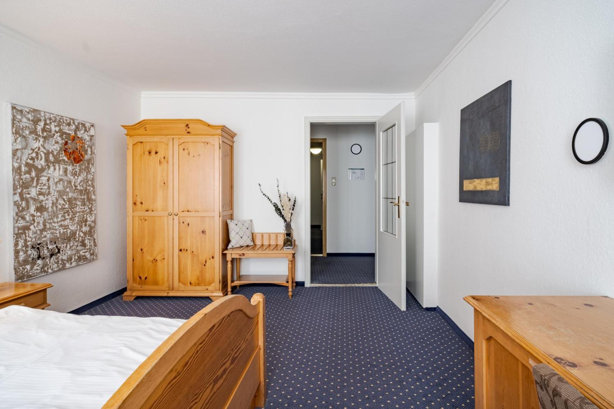 Hotel Goldener Hirsch Kaufbeuren Oda fotoğraf
